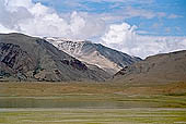 Ladakh - the road from Tso-Kar to Tso-Moriri lake